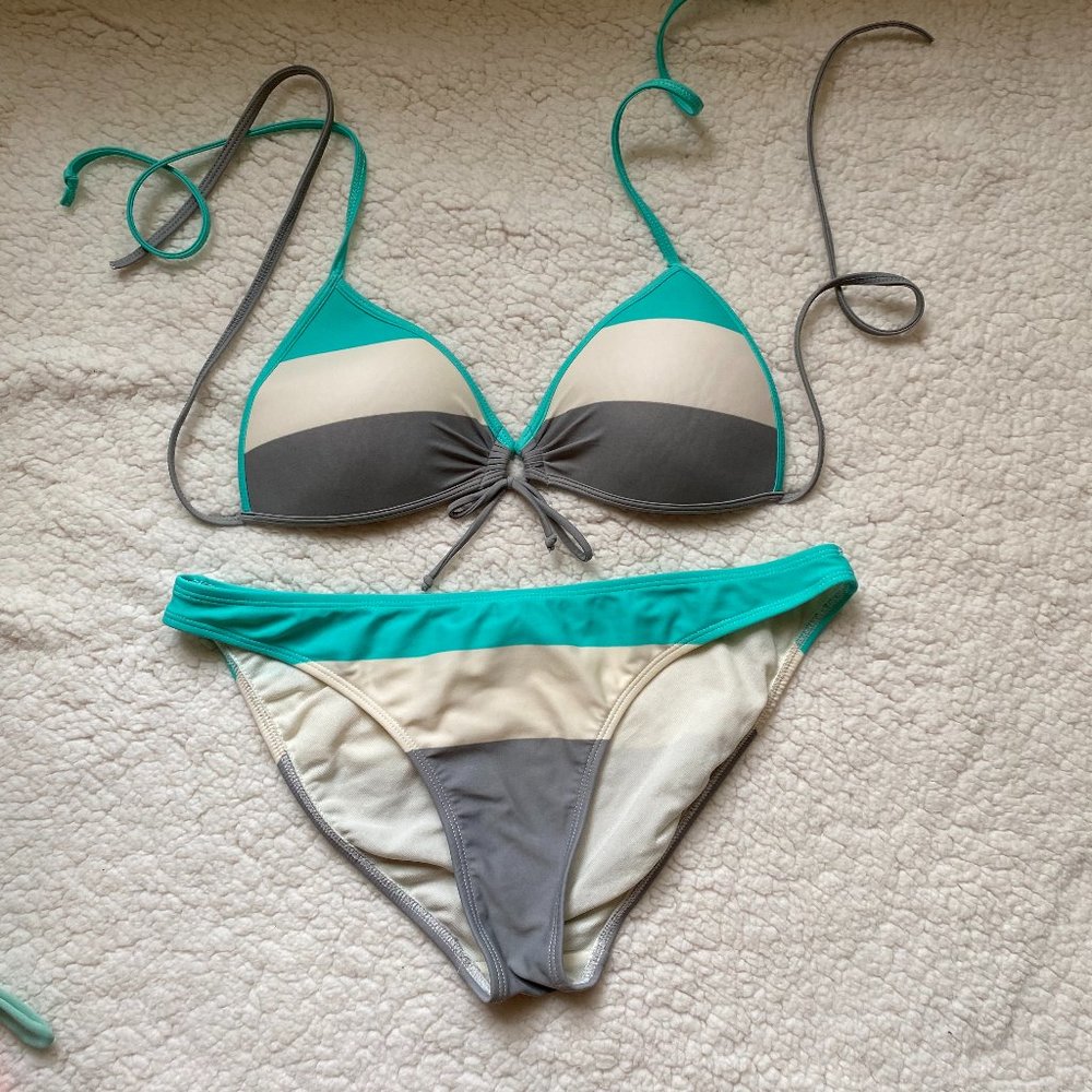Body Glove Bikini (Top M/Bottom XL)